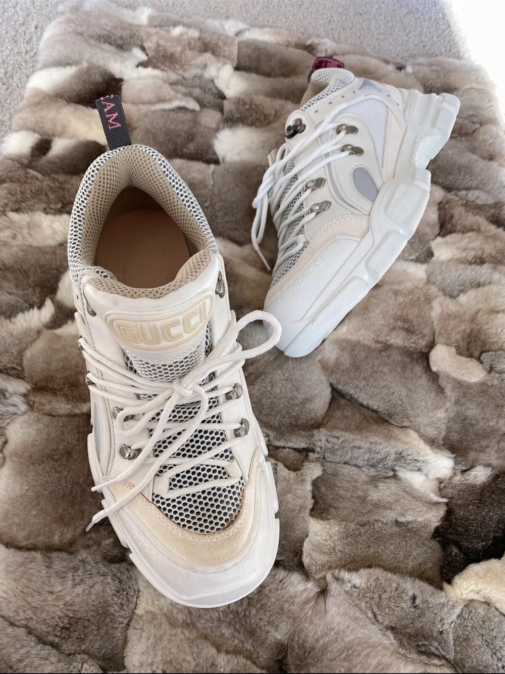 Gucci men's white Logo lace-up sneakers  size 10